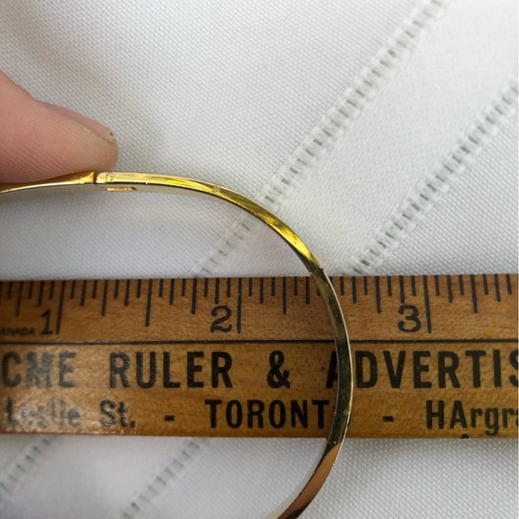 Vtg Goldtone Belt Buckle Bangle - Picture 8 of 11